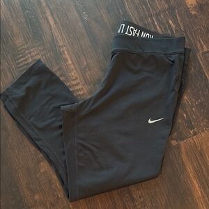 Nike Black Performance Leggings with Dri-Fit Technology